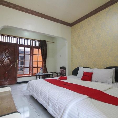 Reddoorz Near Sarangan Lake Magetan Exterior foto